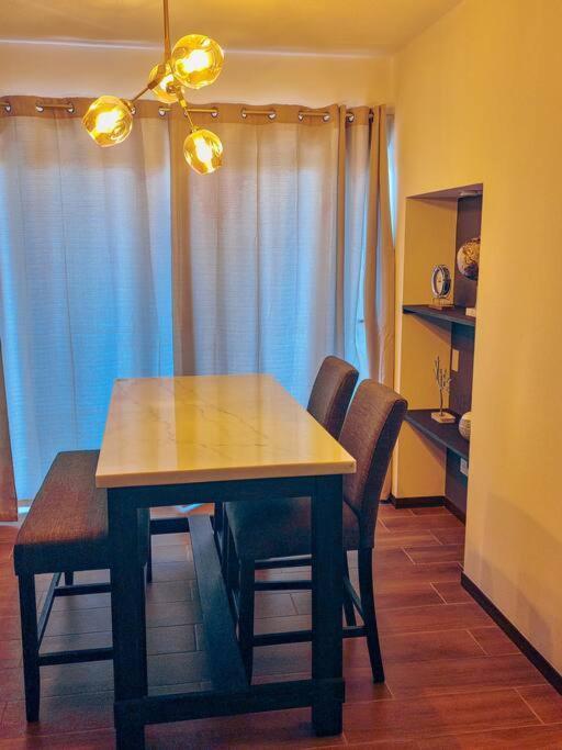 Entire Beautiful Condo With Rooftop Pool And Gym San Salvador Exteriör bild
